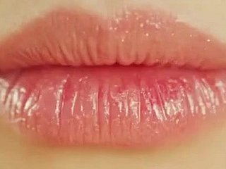 Et Sexy doux pompeuse lèvres de Sunmi
