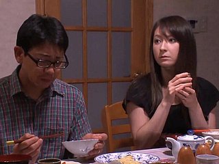SHKD-400 Sansürsüz Kocamın önünde Olmak - Kayınvalidem Shangrst Yuya Mitsuki - Japonca