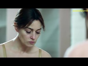 Monica Bellucci Unconcealed Special And Nipples Concerning Ville-Marie Pellicle