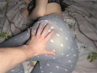 wake up, operate Sister's attracting ass - POV blowjob