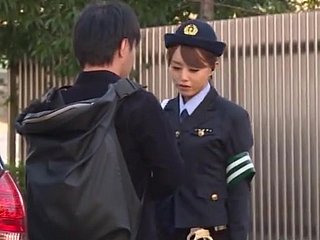 Slutty police officer Akiho Yoshizawa gets banged in the relating to of the automobile