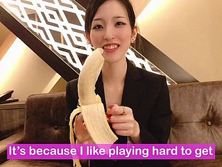BANANA BLOWJOB with reference to trouble get under one's condom! Japanese amateur handjob