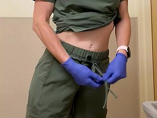 Buco di troia infermiera riempito per il suo turno di lavoro