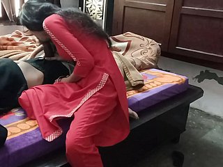 Punjabi-Krankenschwester mit großem Schwanz gefickt, hart gefickt, voller schmutziger Big bucks